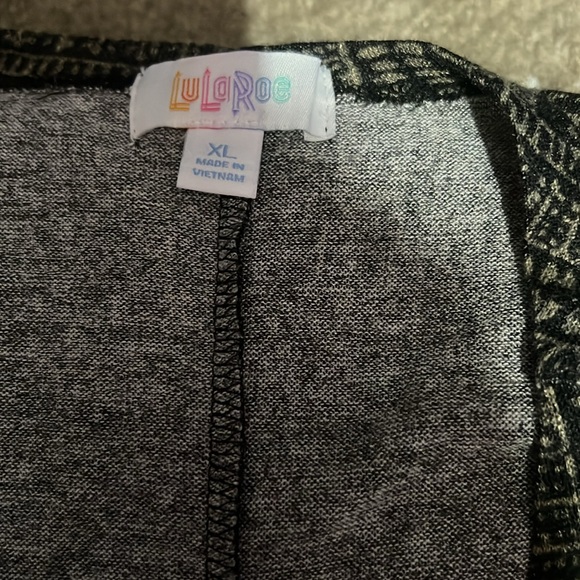 Women's Black and Gray Open Front Sweater - Picture 2 of 4